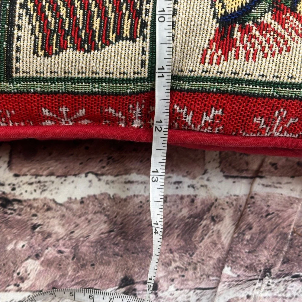 Keep Warm Cozy Tapestry Pillow‎ Cabin Winter Vibes Vintage Winter Decor